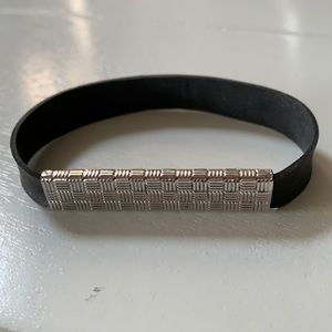 Sterling Silver & Rubber Band Money Clip. 💸